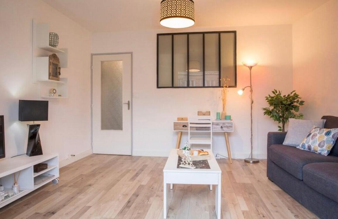 Charmant Appartement T1 Mâcon Kültér fotó