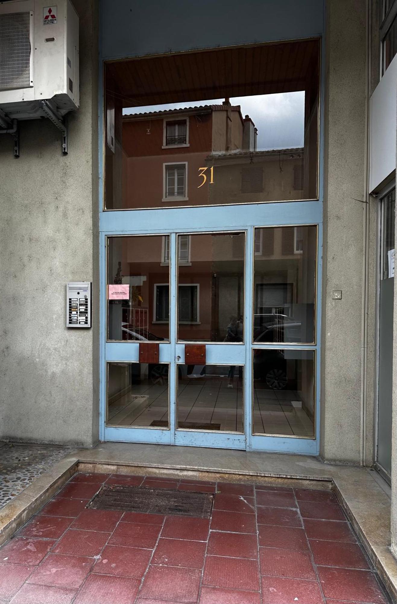 Charmant Appartement T1 Mâcon Kültér fotó